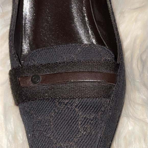 Authentic Brown Fabric Gucci Slip on Shoe - Picture 5 of 7
